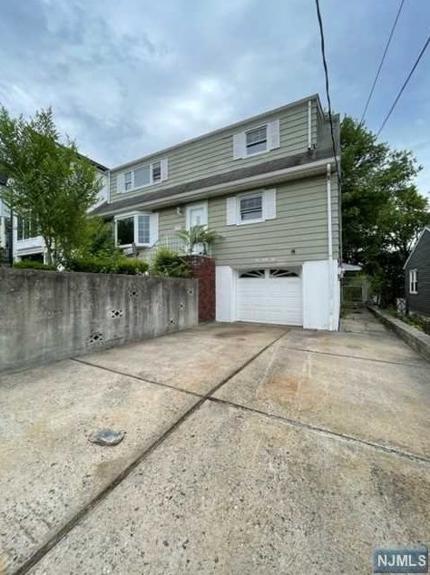 242 Floral Ln #2, Wood-Ridge, NJ 07075