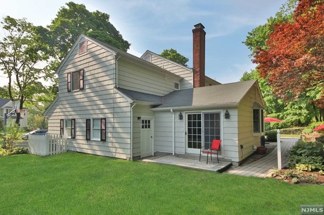 540 Upper Blvd, Ridgewood, NJ 07450