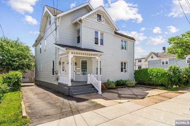 97 Forest St, Montclair, NJ 07042