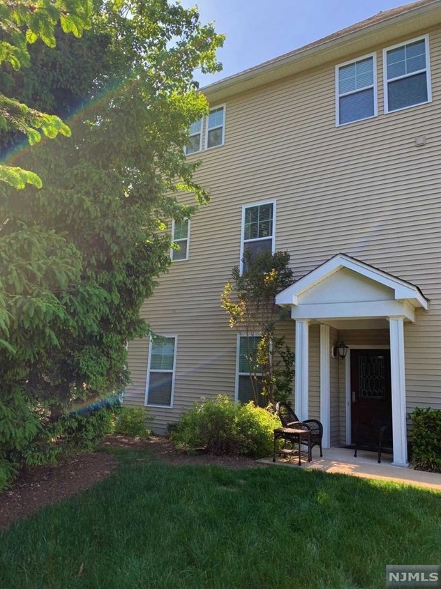 401 River Place, Kinnelon, NJ 07405