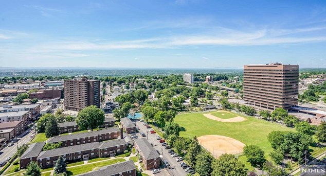 2000 Linwood Ave #23g, West Fort Lee, NJ 07024