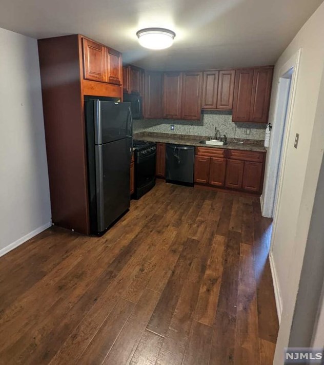 136 Prospect St #4, Newark, NJ 07105