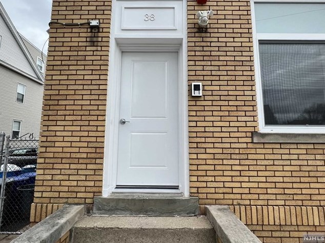 38 Garfield Ave #1a, Outwater, NJ 07026