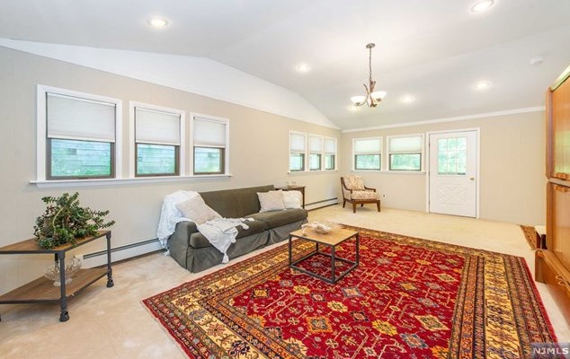 38 Mountain Ave, Westwood, NJ 07675