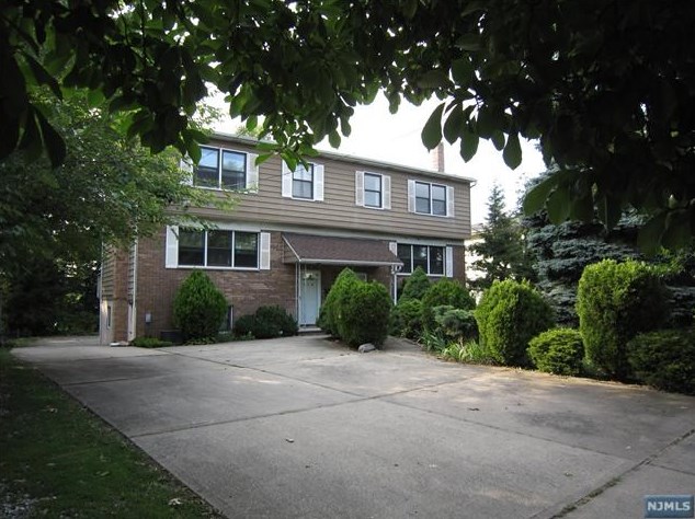 7 S Farview Ave #a, Paramus, NJ 07652
