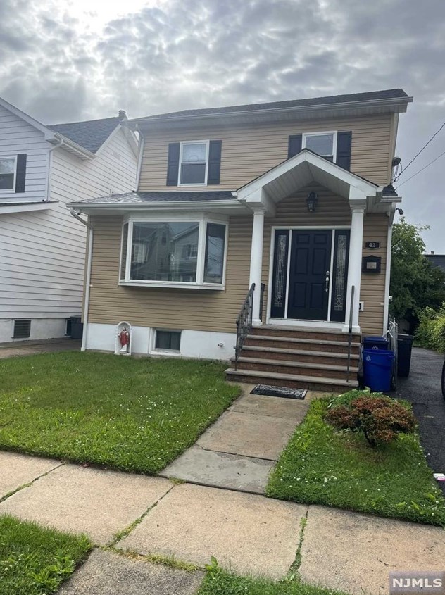 42 Chestnut St, North Arlington, NJ 07031