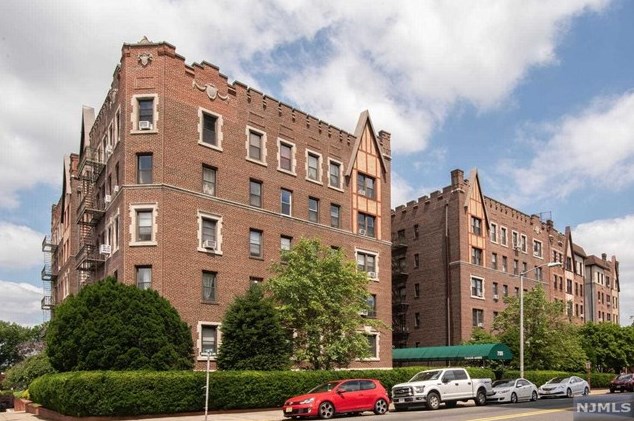 755 Anderson Ave #5b, Cliffside Park, NJ 07010