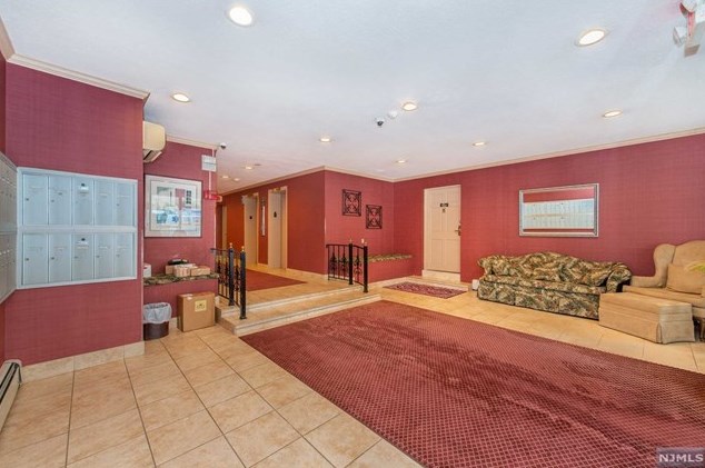 20 Jefferson St #c-6, Hackensack, NJ 07601