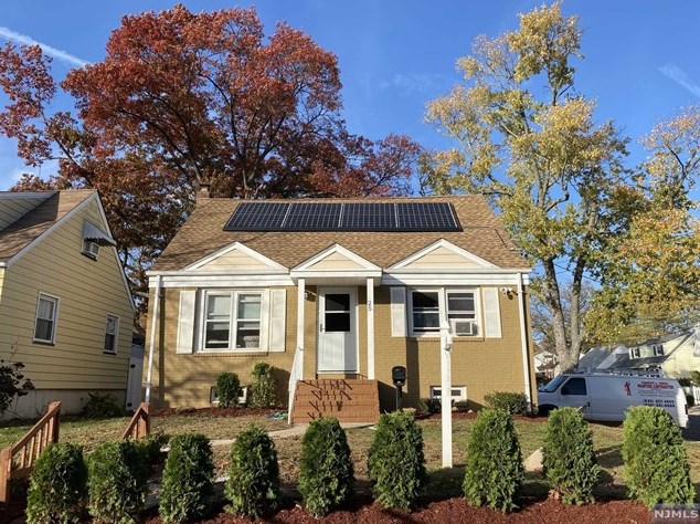 25 Morgan St, Bergenfield NJ 07621-3508 exterior