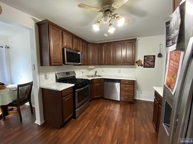 25 Morgan St, Bergenfield NJ 07621-3508 exterior