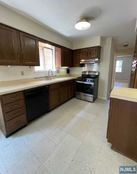 532 Cross St #1, East Newark, NJ 07029