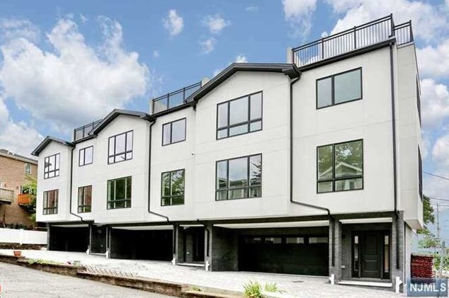 456 Grand Ave #c, Palisades Park, NJ 07650