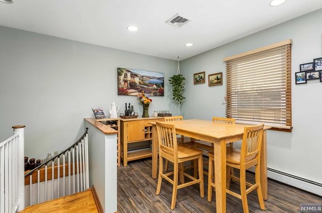 613 2 Ave, Lyndhurst NJ 07071-1219 exterior