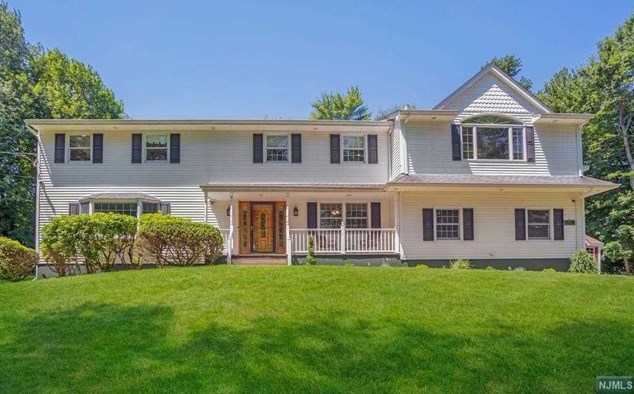 20 North Ave, Montvale, NJ 07645