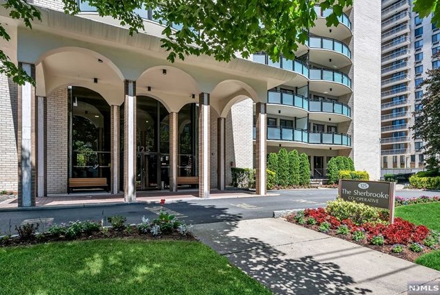 125 Prospect Ave #18a, Hackensack, NJ 07601