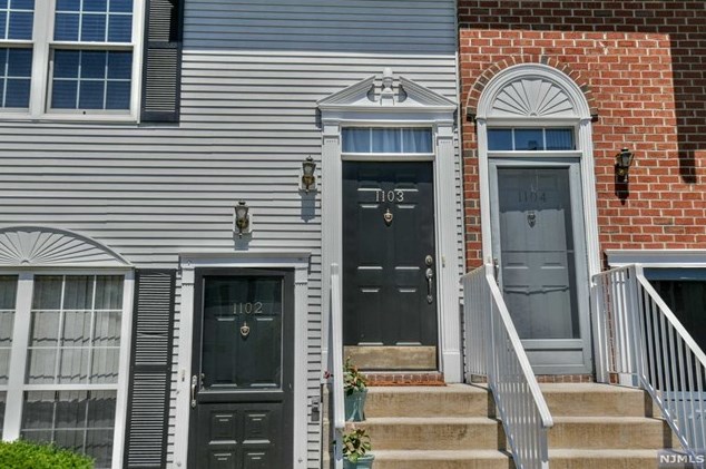 1103 Coventry Way, Mahwah, NJ 07430