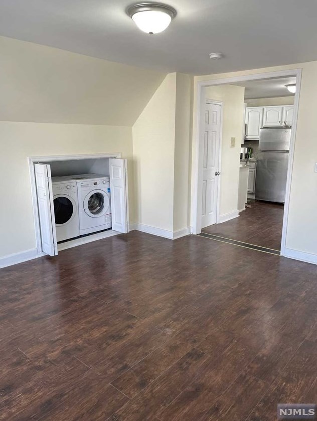 110 Oak St #3, Union City, NJ 07086