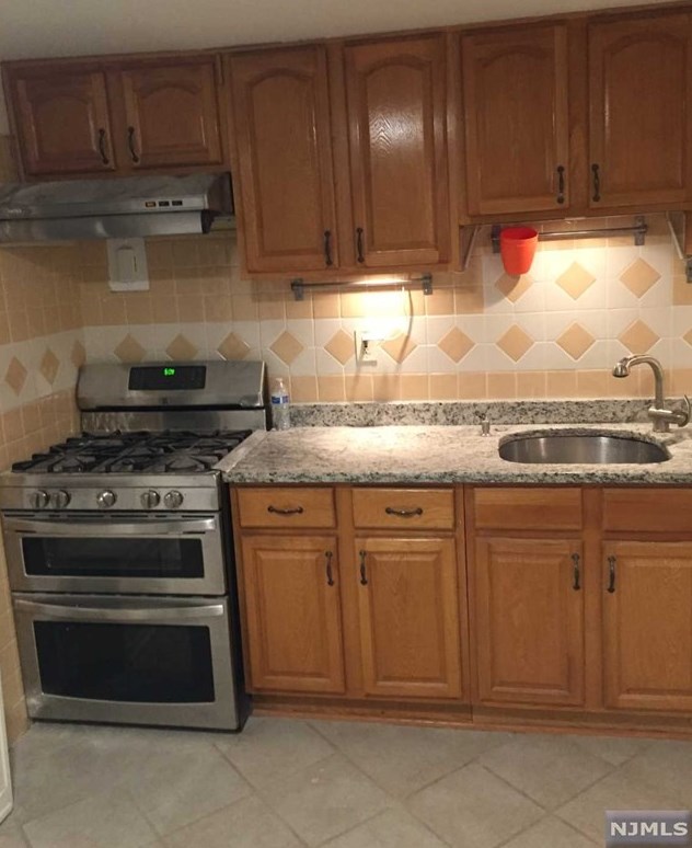 95 Hastings Ave #b, Rutherford, NJ 07070