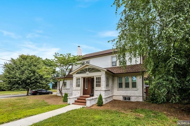 179 Kinderkamack Rd, Westwood, NJ 07675