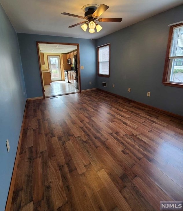 810 2nd St #1, Secaucus, NJ 07094