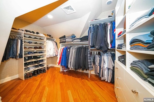 181 Montross Ave, Rutherford NJ  07070-1610 exterior