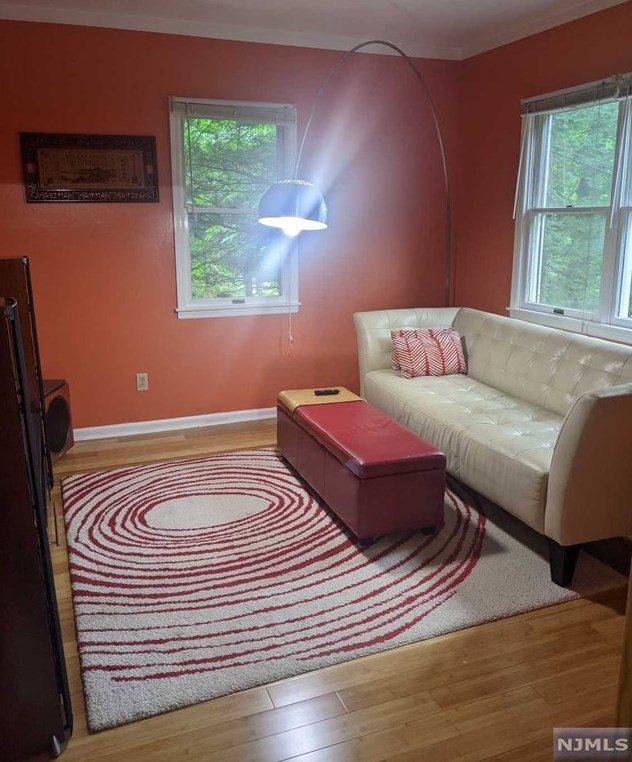 6 Valley Pl, Tenafly NJ  07670-2730 exterior