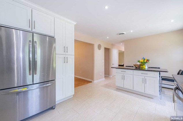 19 Edith St, Westwood NJ  07675-7105 exterior