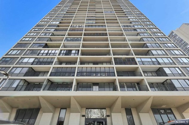 6 Horizon Rd #1503, West Fort Lee, NJ 07024