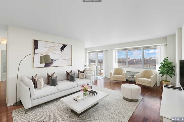 6600 Boulevard E #3b, West New York, NJ 07093