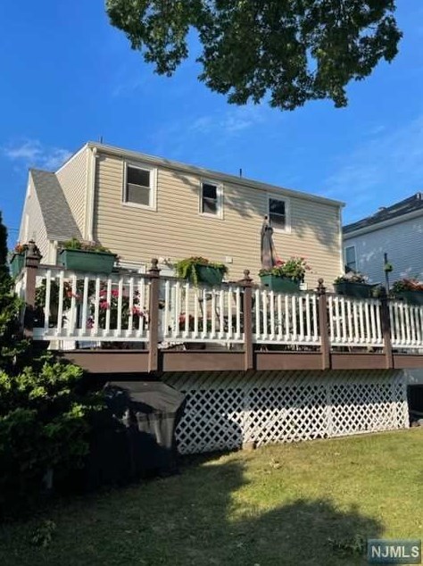 376 Kingsland Ave, Lyndhurst, NJ 07071