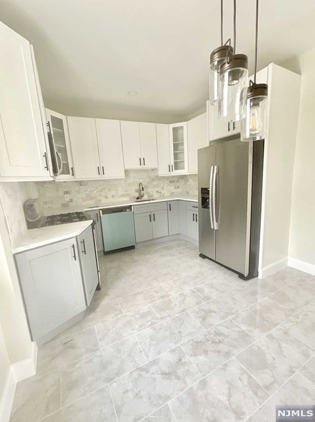 31 Macarthur Ave #2, Outwater, NJ 07026