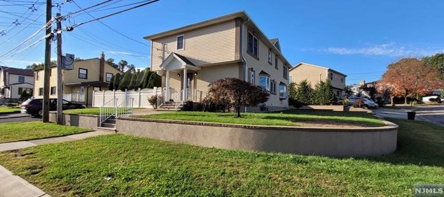 2-4 Roth St, Elmwood Park, NJ 07407