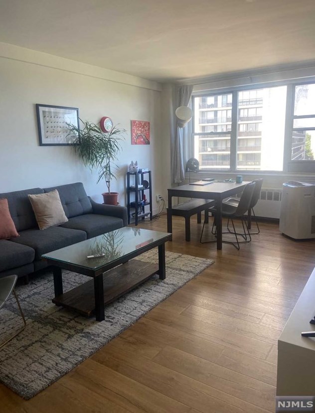 1450 Palisade Ave #6l, West Fort Lee, NJ