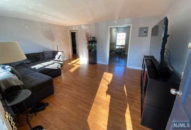 114 Darwin Ave, Rutherford NJ  07070-1304 exterior