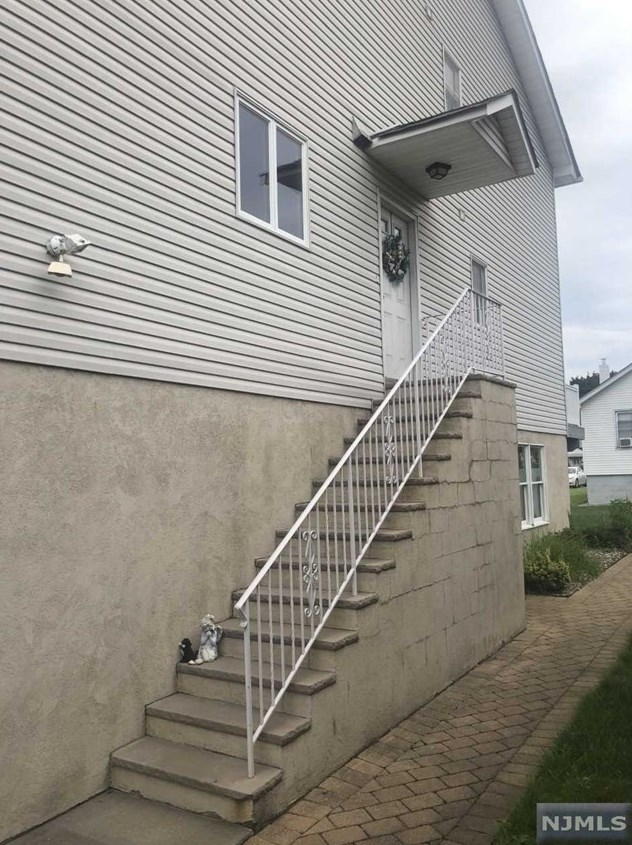 731 Lake Ave #2, Lyndhurst, NJ 07071