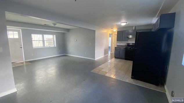 70-72 Montclair Ave, Newark, NJ 07104