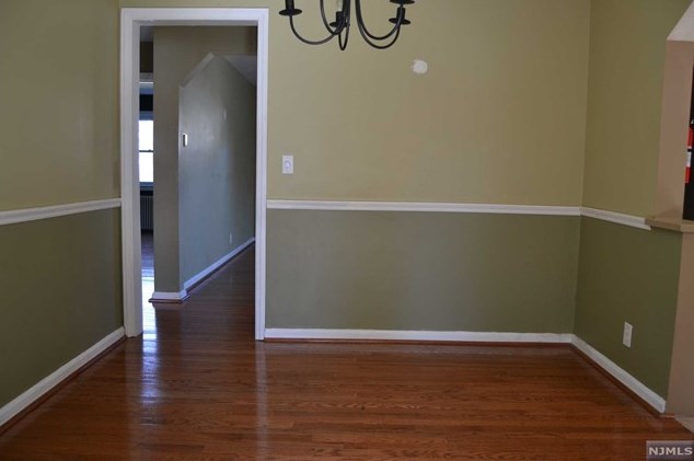 34 Turnure St, Bergenfield NJ  07621-2036 exterior