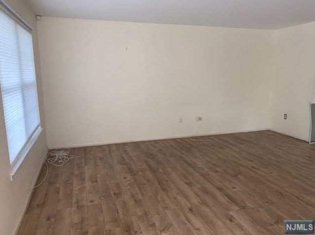 2398 Quill Ct, Mahwah, NJ 07430