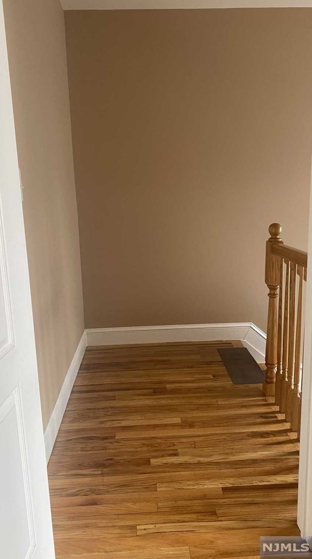 585 N 9th St #2, Newark, NJ 07107