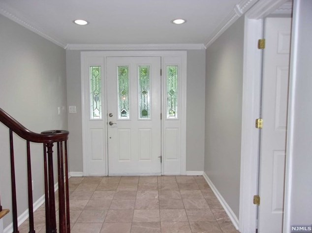 612 Floyd St, Englewood, NJ 07632