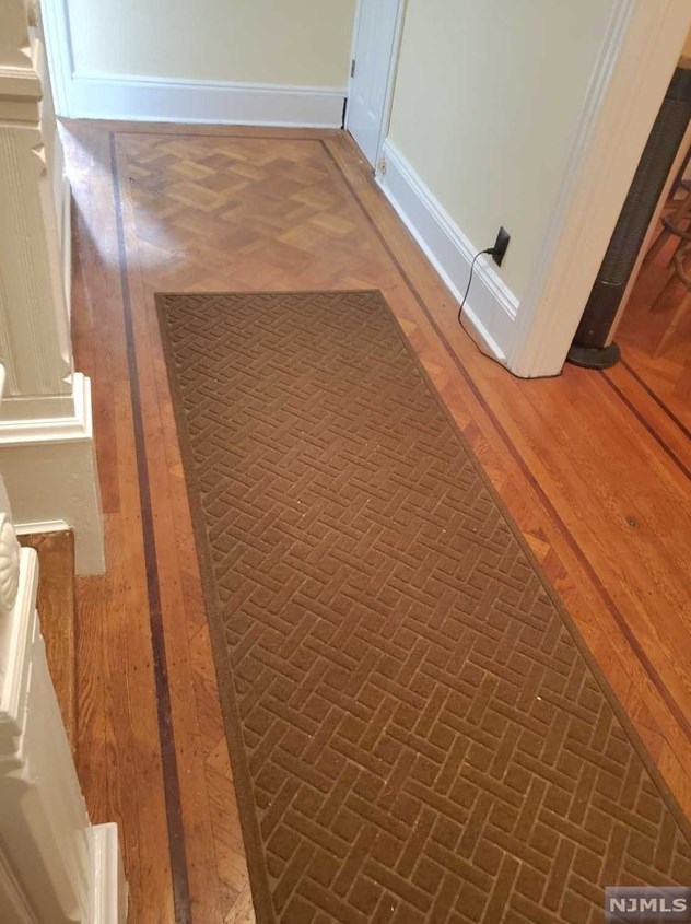 305 Larch Ave, Bogota, NJ 07603