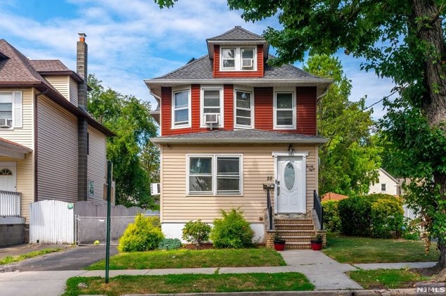 28 Edison St, Ridgefield Park, NJ 07660
