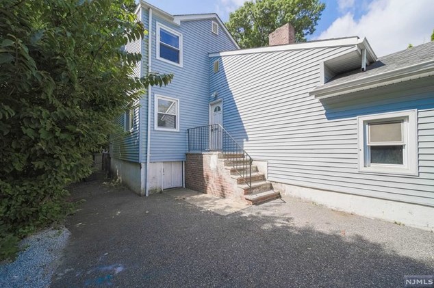 322 Hickory Ave #b, Bergenfield, NJ 07621