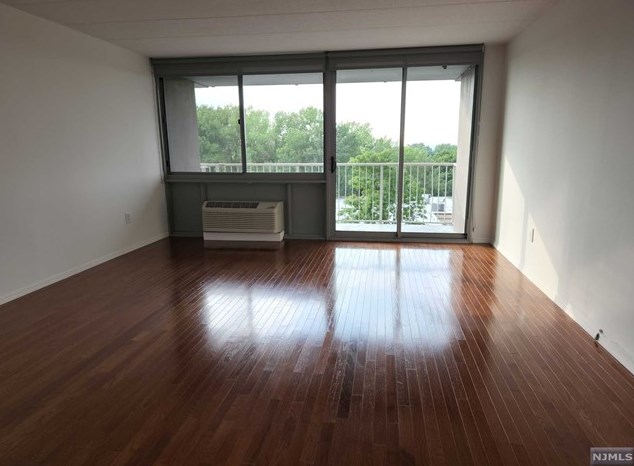 1350 15th St #7d, West Fort Lee, NJ 07024