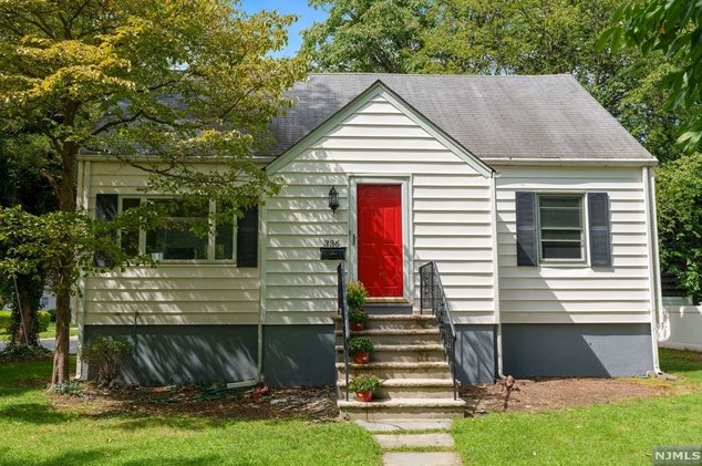 336 Eastside Ave, Ridgewood, NJ 07450