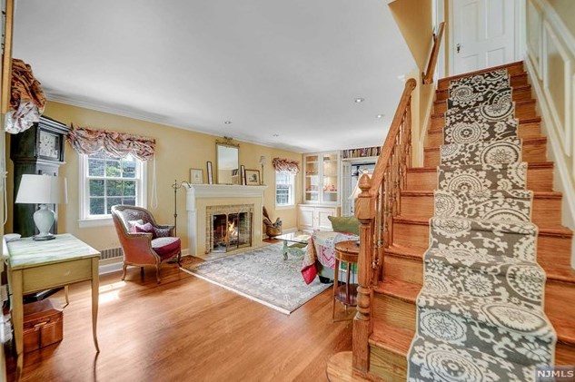 1148 Emerson Ave, Teaneck, NJ 07666