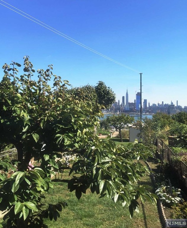 432 Gregory Ave #2, Union City, NJ 07086