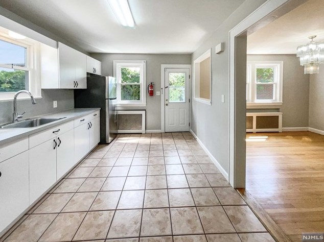 229 Riv Dr, Elmwood Park NJ  07407-1721 exterior