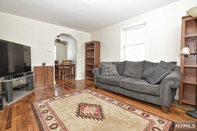 87 Centennial Ave, Cranford, NJ 07016