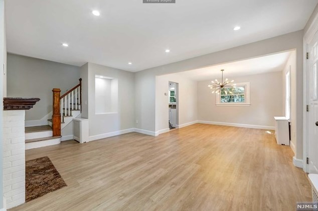 167 8th St, Cresskill, NJ 07626